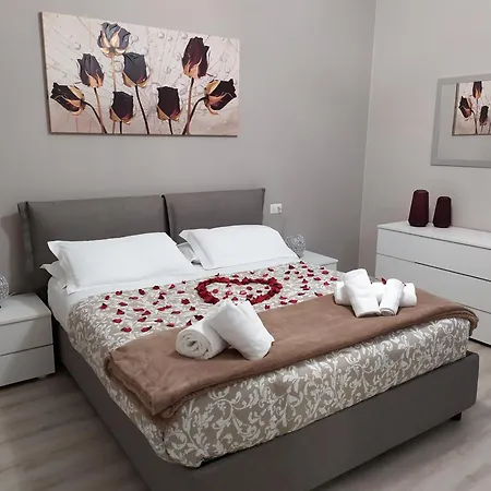 Romantic House 369